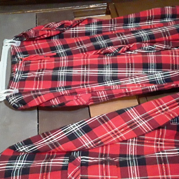 NWOT Victoria's Secret Xl Plaid Long Sleeve Button Down Top W/ Matching pants - Picture 8 of 16